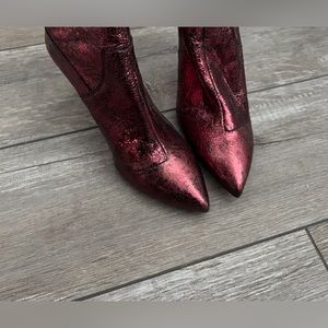 FREE PEOPLE Size 8 with a 3/4” heel Ankle Boots